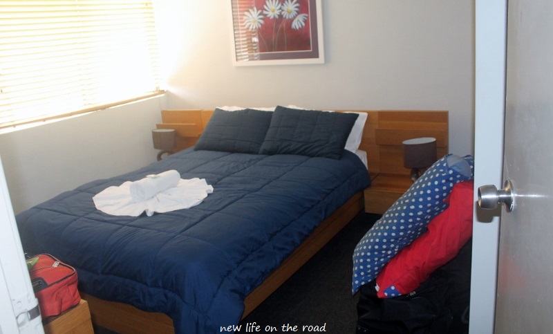 apartment bedroom
